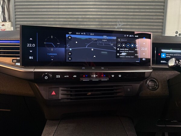 Used Vauxhall Grandland 2025 for sale - 75648618: Photo 18