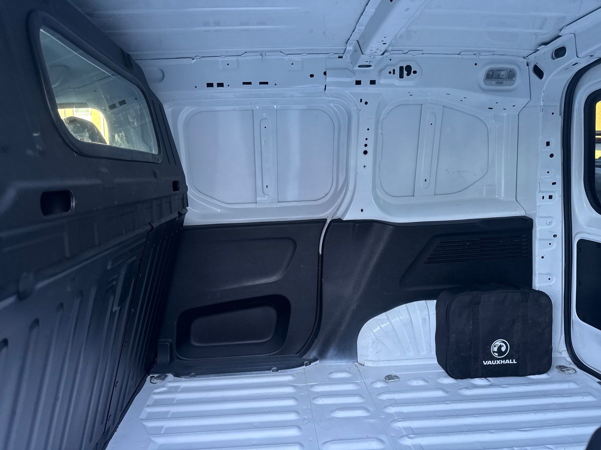 Used Vauxhall Combo 2022 for sale - 76872817: Photo 27