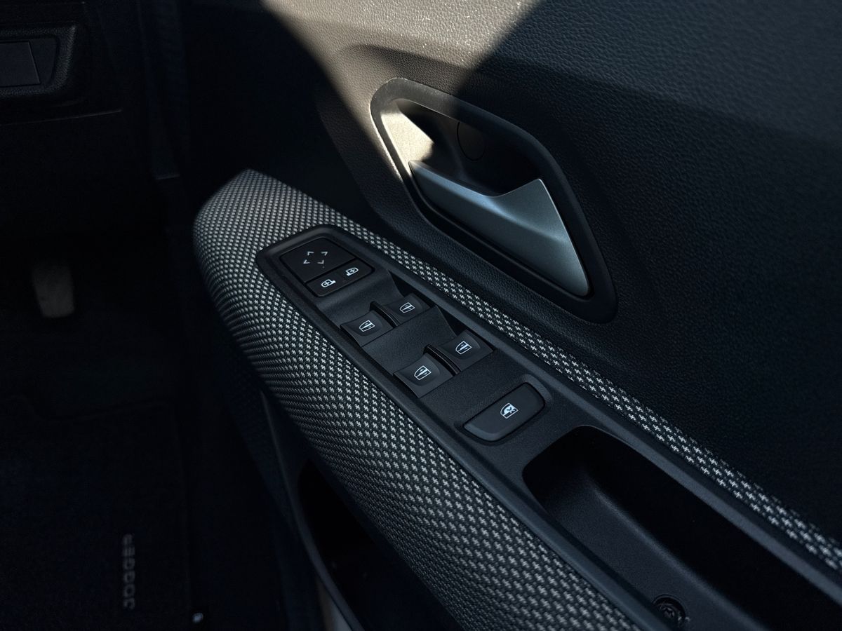 Used Dacia Jogger 2023 for sale - 76868873: Photo 16