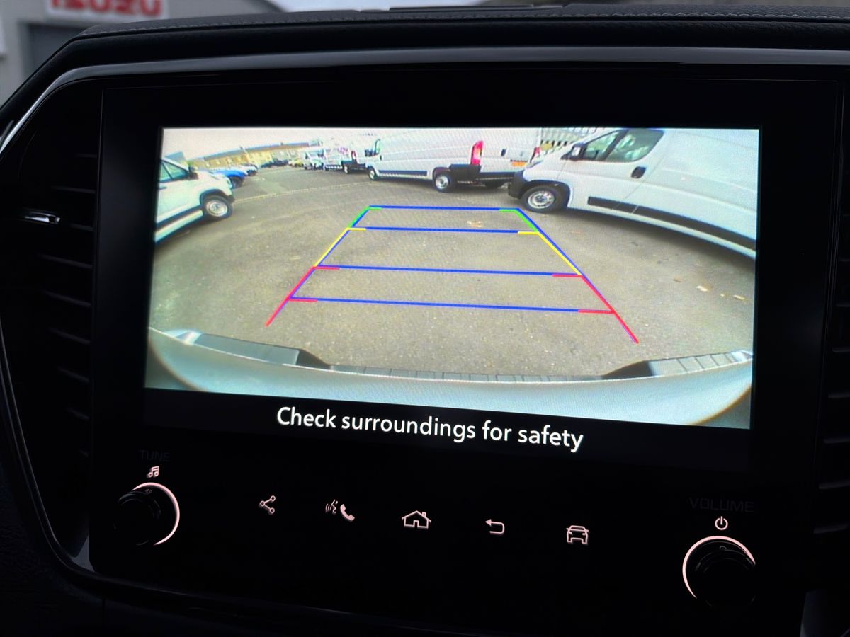 Used Isuzu D-Max 2025 for sale - 76442094: Photo 28