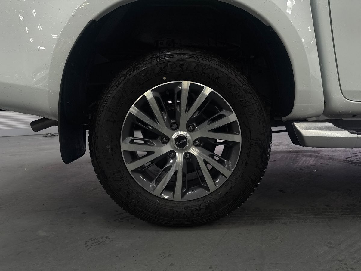 Used Isuzu D-Max 2025 for sale - 76442051: Photo 9