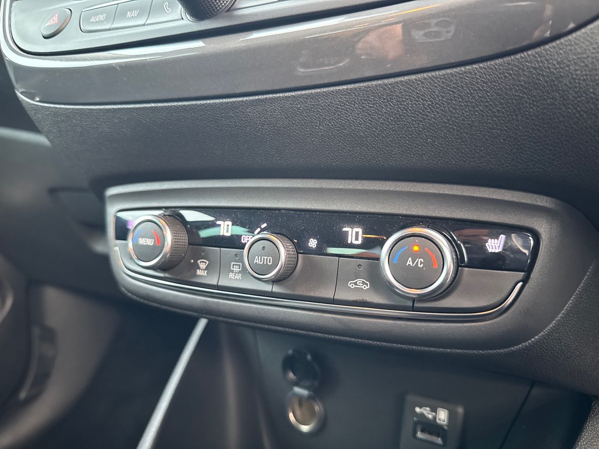 Used Vauxhall Crossland 2022 for sale - 76874051: Photo 15