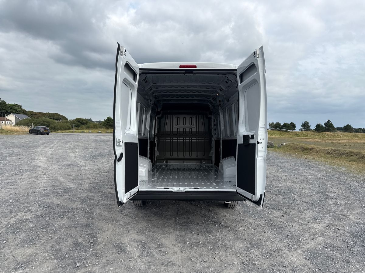 Used Vauxhall Movano 2025 for sale - 76869000: Photo 12