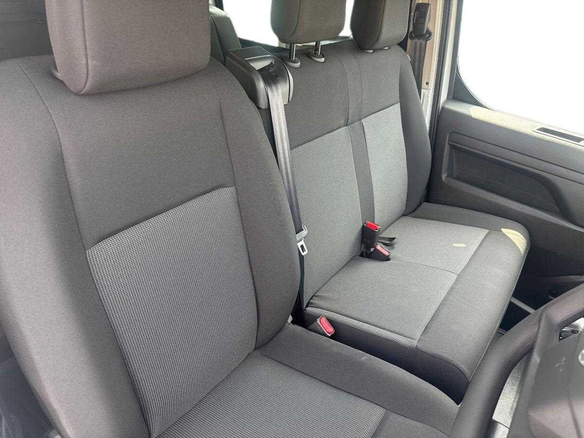 Used Vauxhall Vivaro 2025 for sale - 76868991: Photo 12