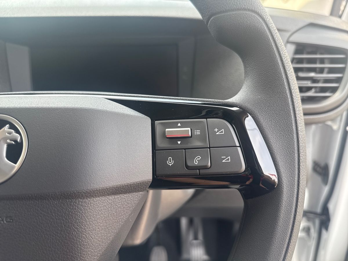 Used Vauxhall Vivaro 2025 for sale - 76868991: Photo 24