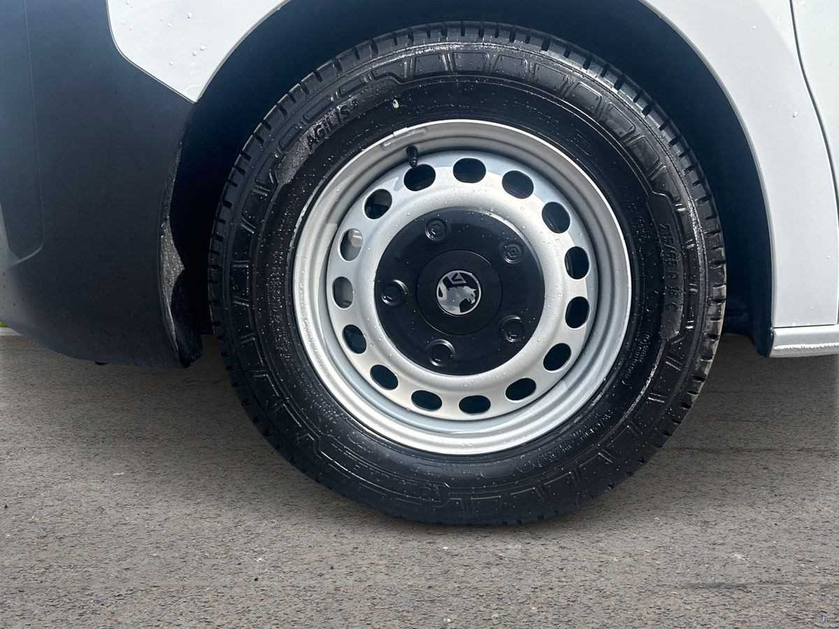 Used Vauxhall Vivaro 2025 for sale - 76868991: Photo 9