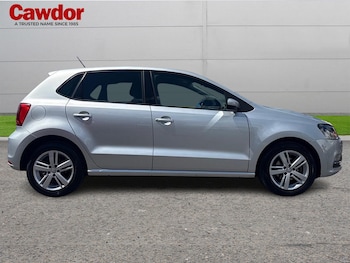 Used Volkswagen Polo 2017 for sale - 75465862: Photo