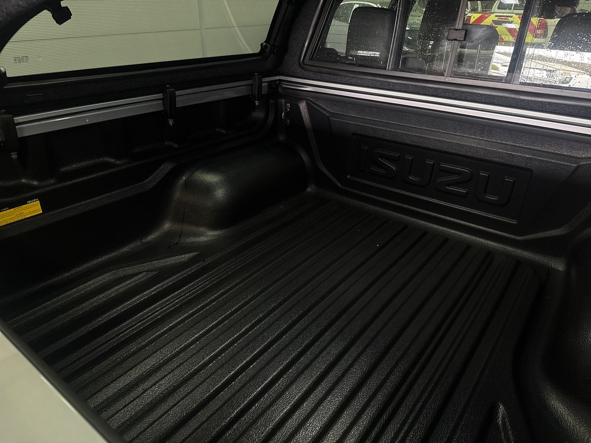 Used Isuzu D-Max 2025 for sale - 76338935: Photo 26