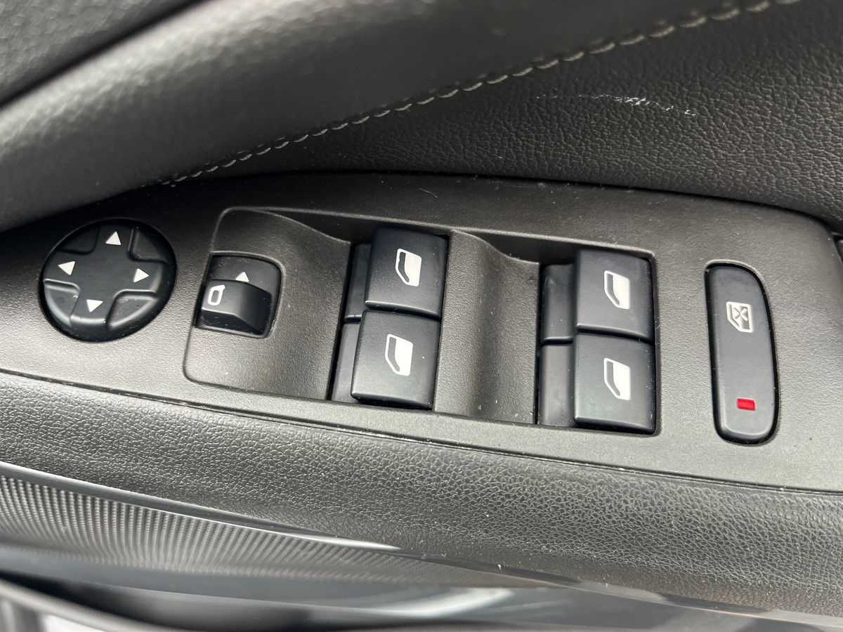 Used Vauxhall Crossland 2021 for sale - 76372997: Photo 16