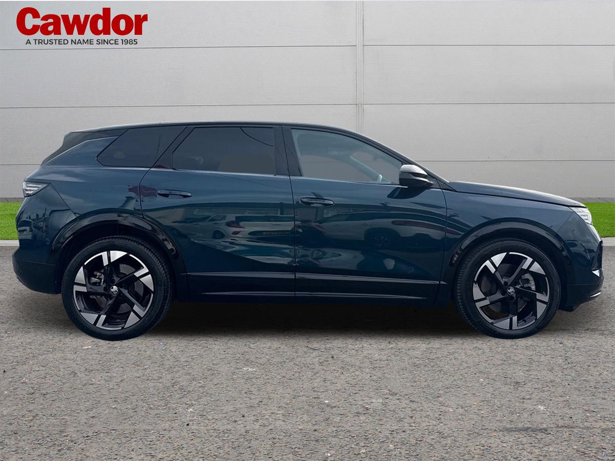 Used Vauxhall Grandland 2024 for sale - 76868843: Photo 2