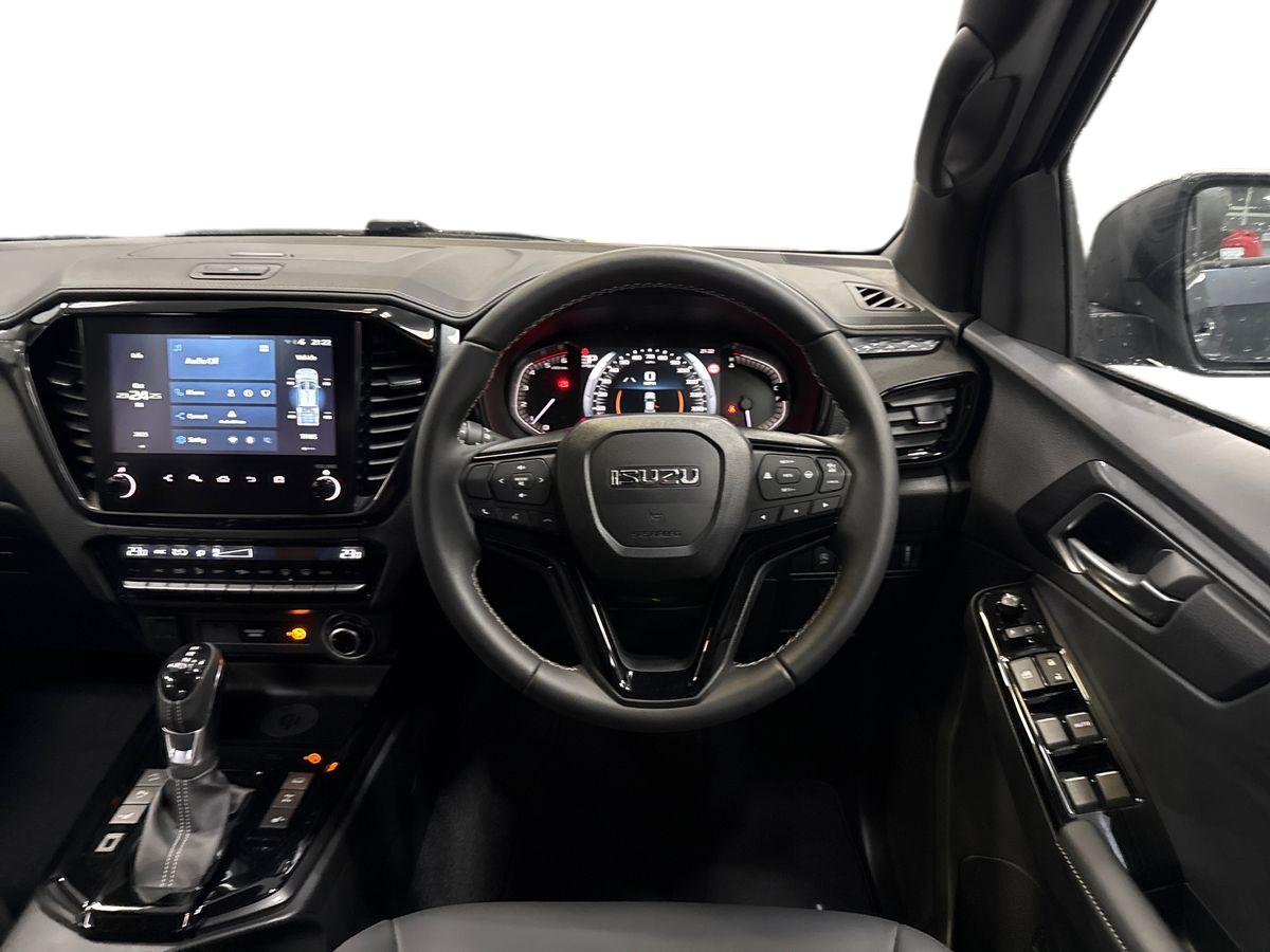 Used Isuzu D-Max 2025 for sale - 76869616: Photo 11