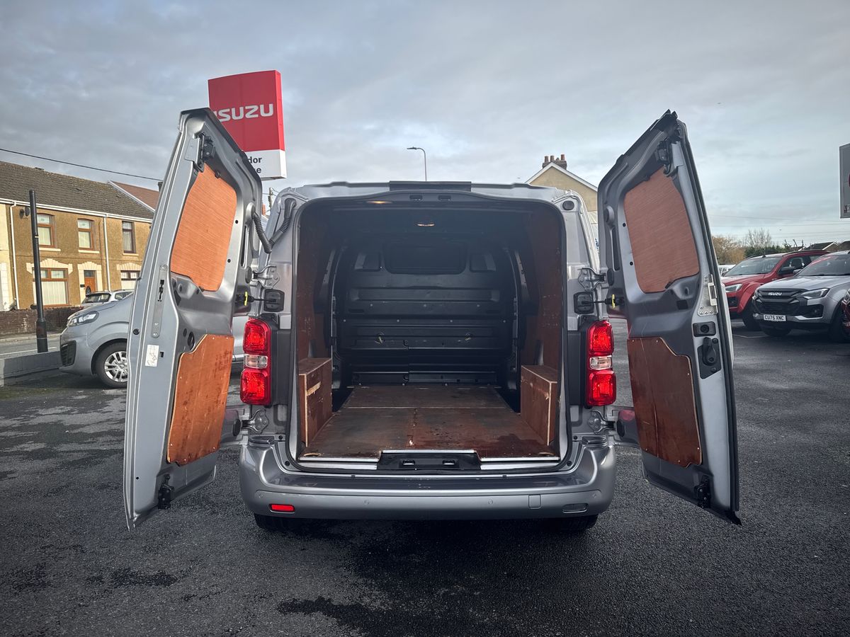 Used Vauxhall Vivaro 2021 for sale - 76871407: Photo 12