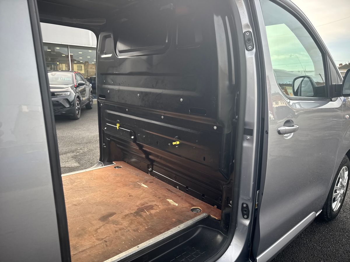 Used Vauxhall Vivaro 2021 for sale - 76871407: Photo 16