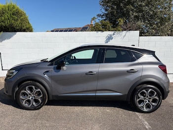 Used Renault Captur 2024 for sale - 79373318: Photo