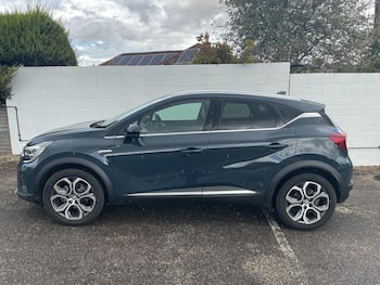 Used Renault Captur 2023 for sale - 79669549: Photo
