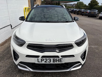 Used Kia Stonic 2023 for sale - 79602322: Photo