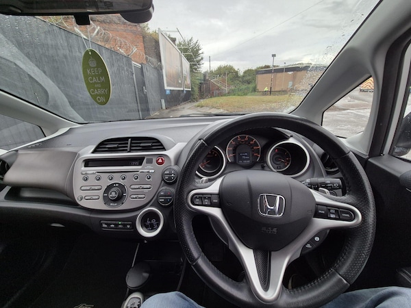 Used Honda Jazz 2009 for sale - 76294501: Photo 20