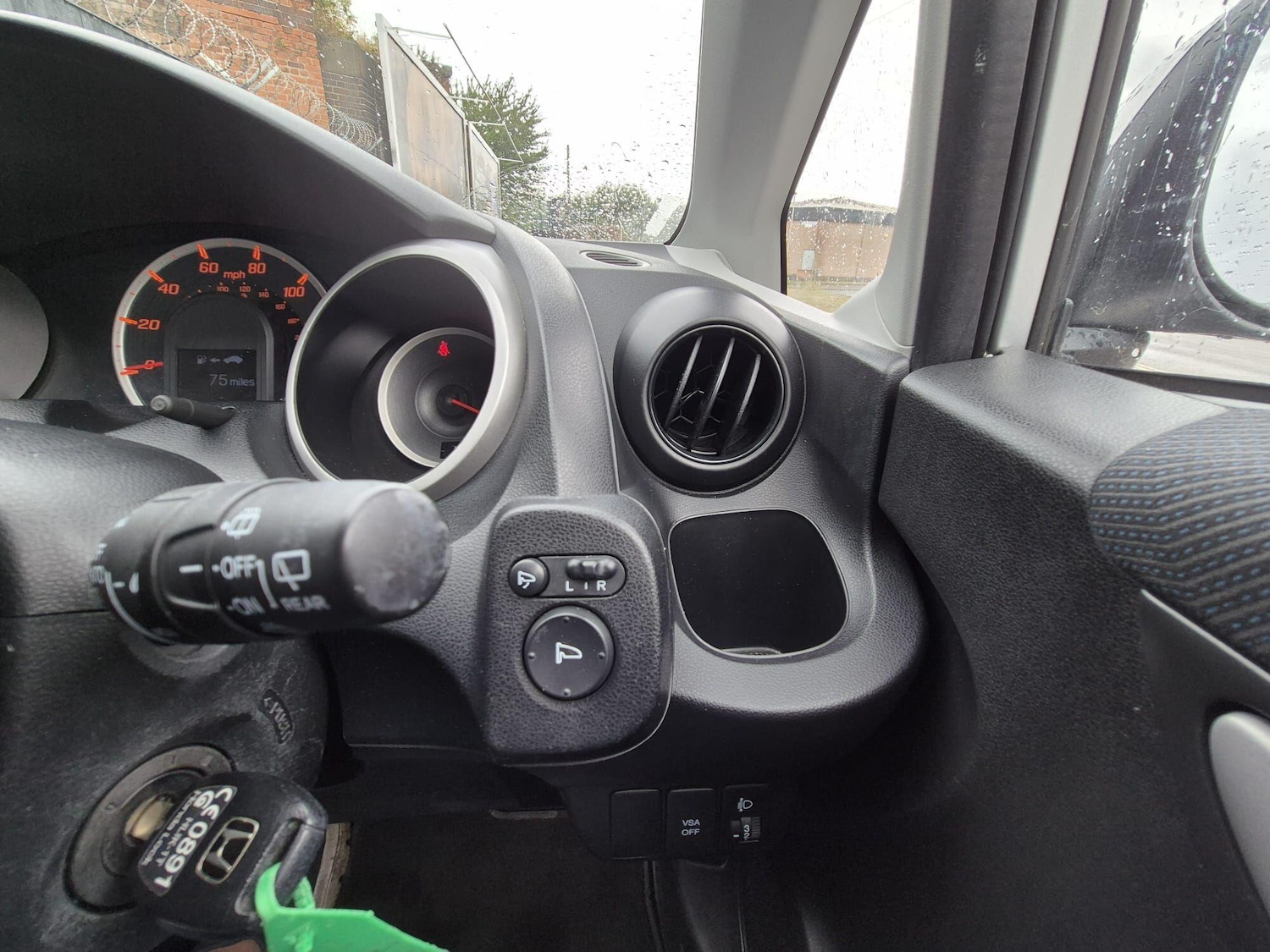 Used Honda Jazz 2009 for sale - 76294501: Photo 23