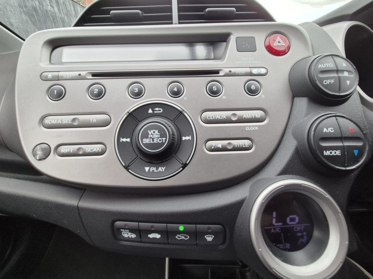 Used Honda Jazz 2009 for sale - 76294501: Photo 25