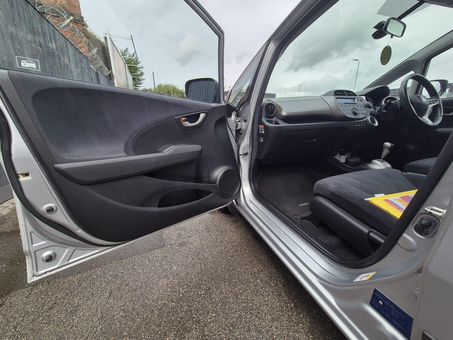 Used Honda Jazz 2009 for sale - 76294501: Photo 31