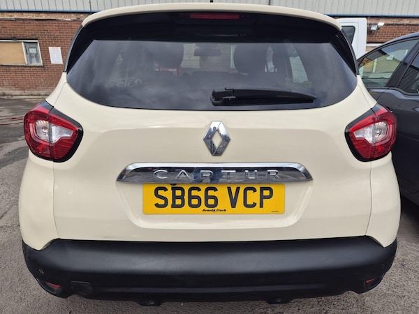 Used Renault Captur 2016 for sale - 76295536: Photo 15