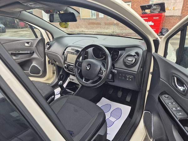 Used Renault Captur 2016 for sale - 76295536: Photo 19