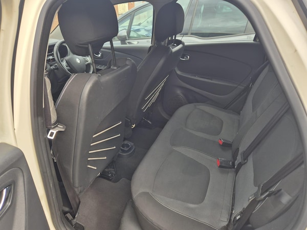 Used Renault Captur 2016 for sale - 76295536: Photo 23