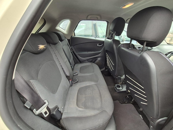Used Renault Captur 2016 for sale - 76295536: Photo 25