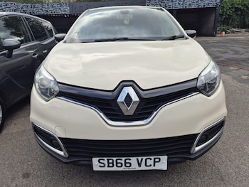 Used Renault Captur 2016 for sale - 76295536: Photo