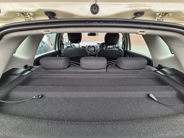 Used Renault Captur 2016 for sale - 76295536: Photo 45