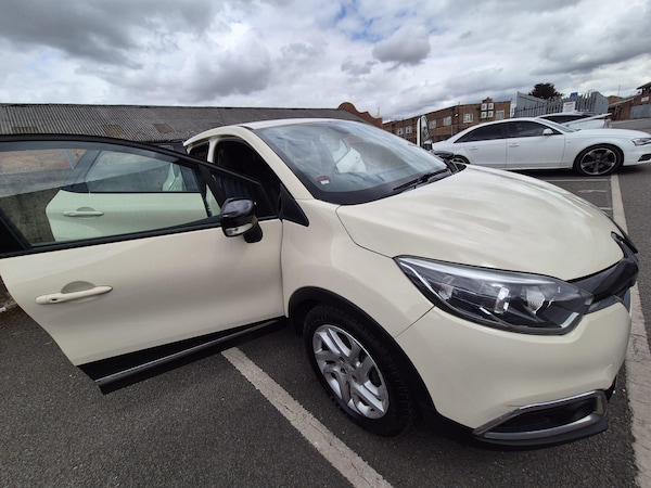 Used Renault Captur 2016 for sale - 76295536: Photo 8