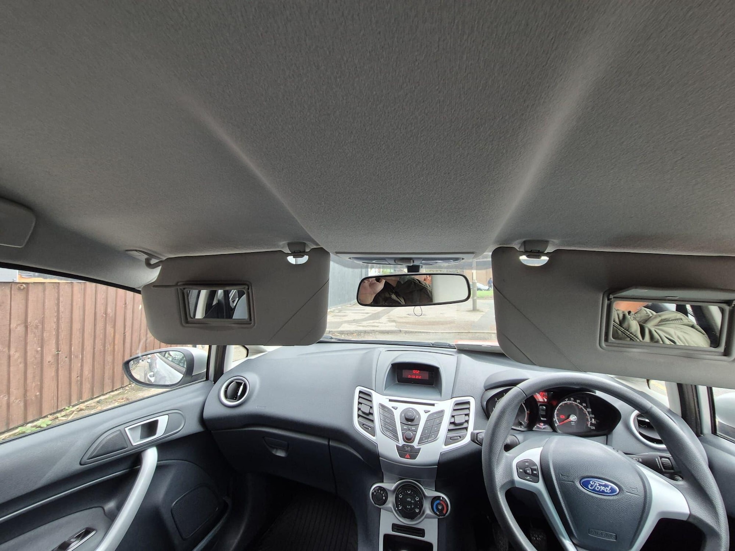 Used Ford Fiesta 2012 for sale - 76294576: Photo 17