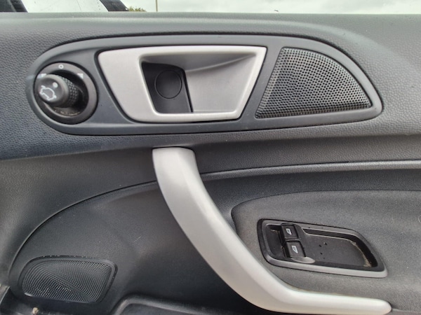 Used Ford Fiesta 2012 for sale - 76294576: Photo 27
