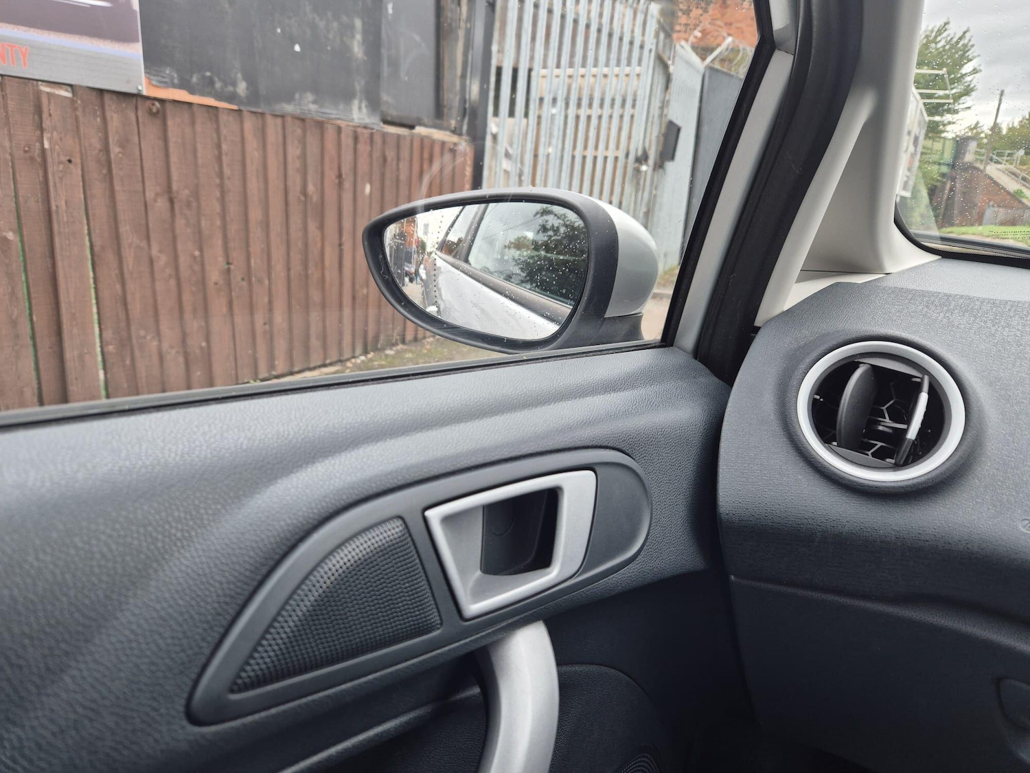 Used Ford Fiesta 2012 for sale - 76294576: Photo 43