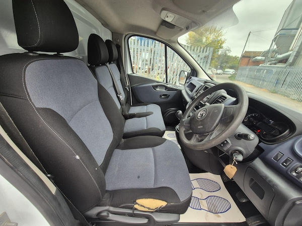 Used Vauxhall Vivaro 2016 for sale - 76295937: Photo 10