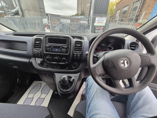 Used Vauxhall Vivaro 2016 for sale - 76295937: Photo 12