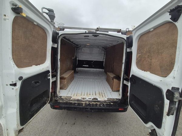 Used Vauxhall Vivaro 2016 for sale - 76295937: Photo 20