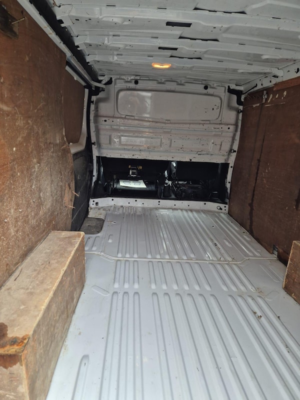 Used Vauxhall Vivaro 2016 for sale - 76295937: Photo 29
