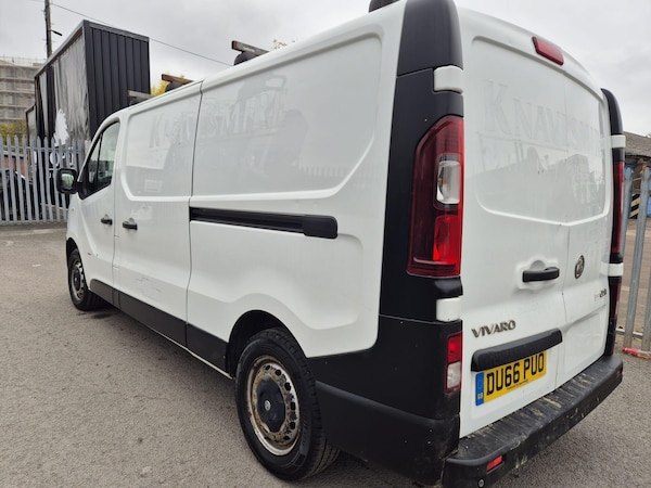 Used Vauxhall Vivaro 2016 for sale - 76295937: Photo 6
