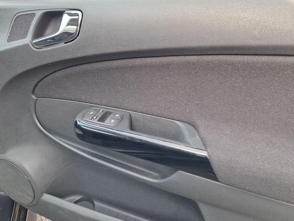 Used Vauxhall Corsa 2014 for sale - 76295753: Photo 24