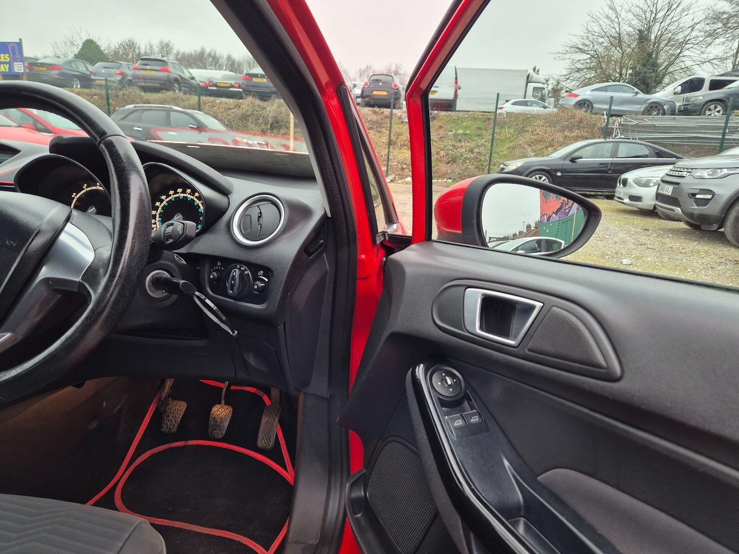 Used Ford Fiesta 2014 for sale - 77783333: Photo 14