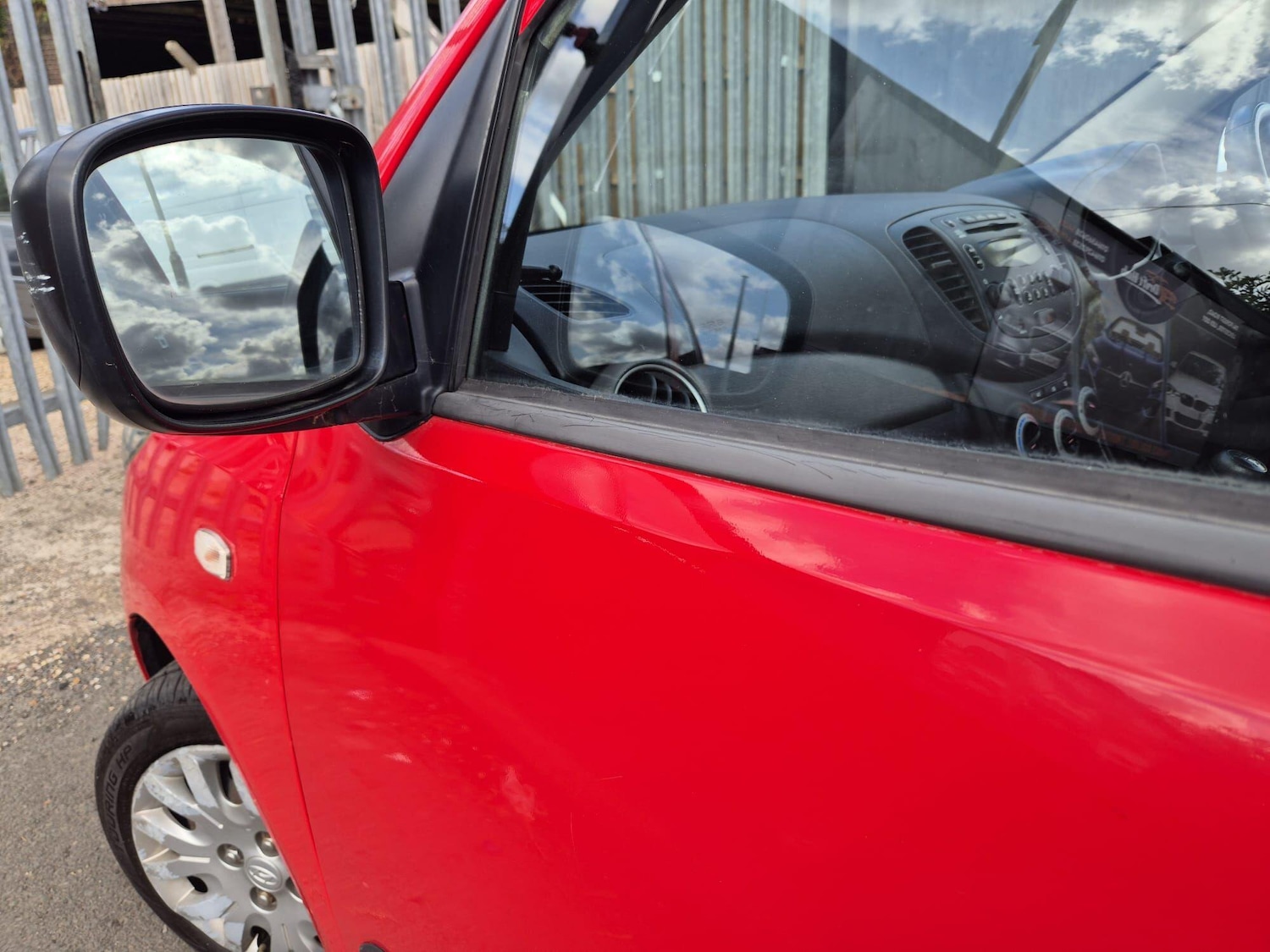 Used Hyundai i10 2010 for sale - 76295488: Photo 13