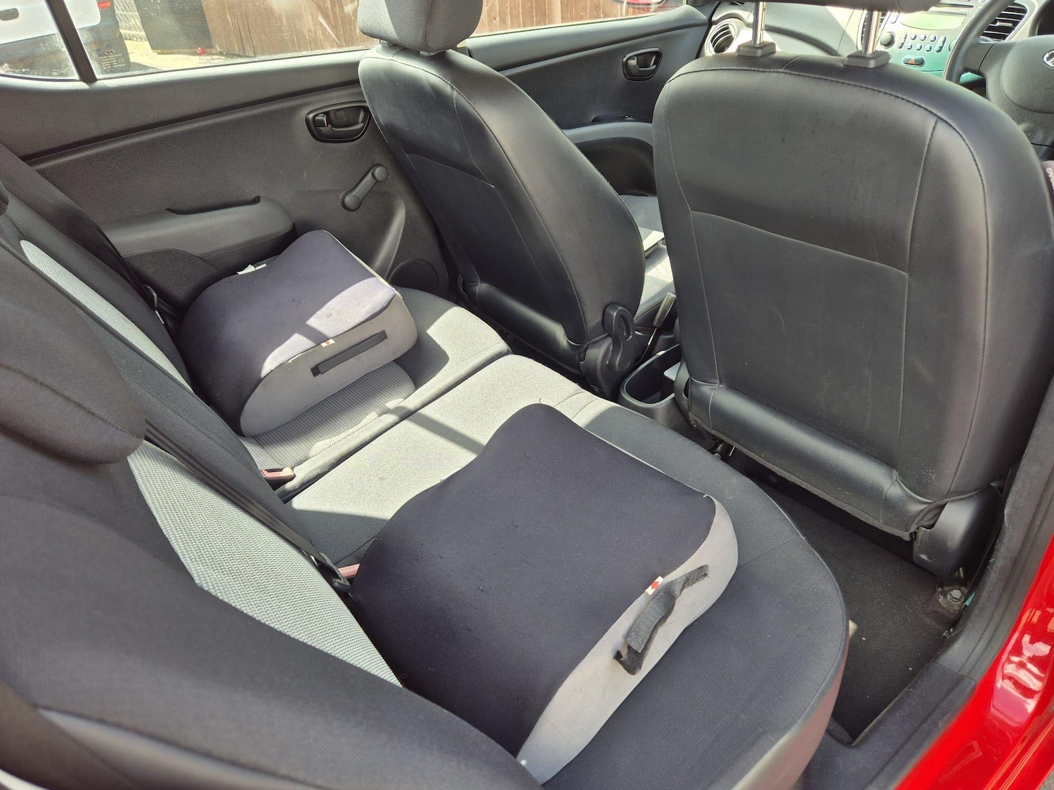 Used Hyundai i10 2010 for sale - 76295488: Photo 21