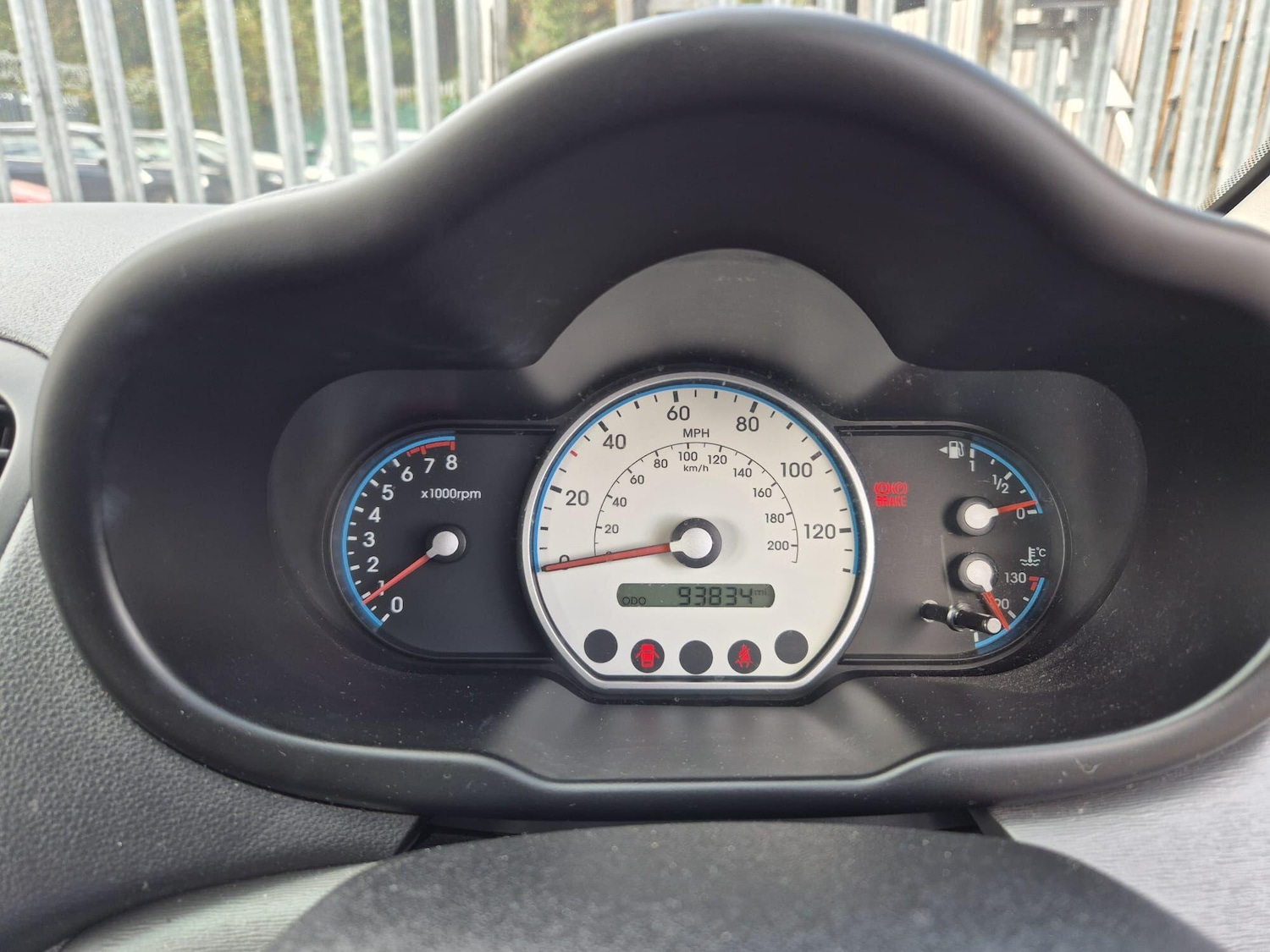 Used Hyundai i10 2010 for sale - 76295488: Photo 29