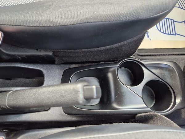 Used Hyundai i10 2010 for sale - 76295488: Photo 34