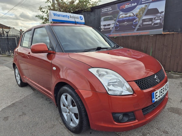 Used Suzuki Swift 2009 for sale - 76296028: Photo 1