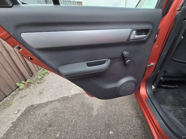 Used Suzuki Swift 2009 for sale - 76296028: Photo 22