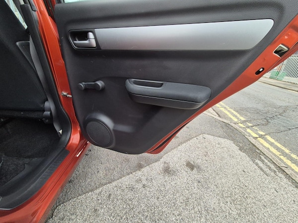 Used Suzuki Swift 2009 for sale - 76296028: Photo 23