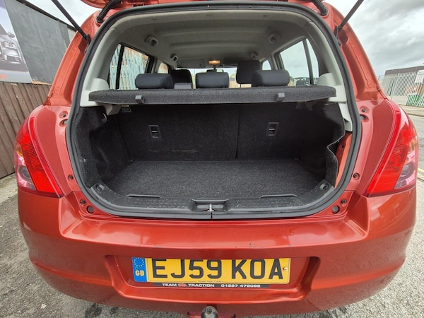 Used Suzuki Swift 2009 for sale - 76296028: Photo 26