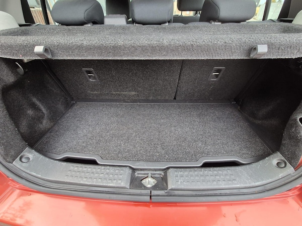 Used Suzuki Swift 2009 for sale - 76296028: Photo 27